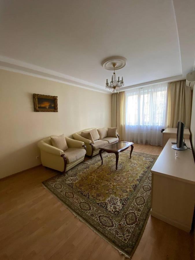 Apartment Mala Zhytomyrska 10 Kiev Exterior foto